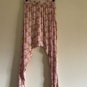 Acacia Cambodia in Capsule Mahalo pants